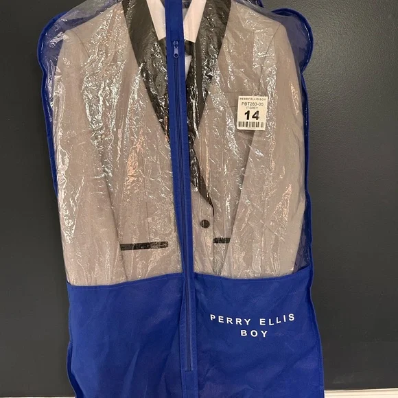 Perry Ellis Kids Tuxedo in Grey and Black